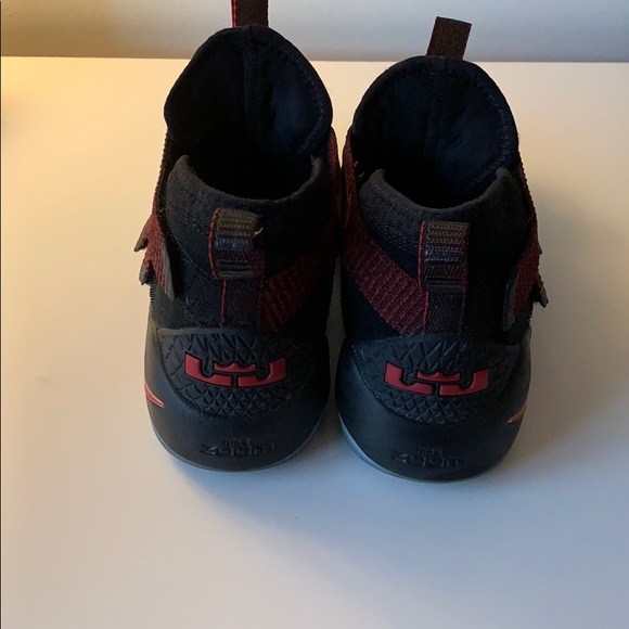 Nike Lebron Soldier XI youth - Picture 4 of 4